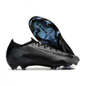 A Pair of Nike Air Zoom Mercurial Vapor 16 Elite FG Football Boots.